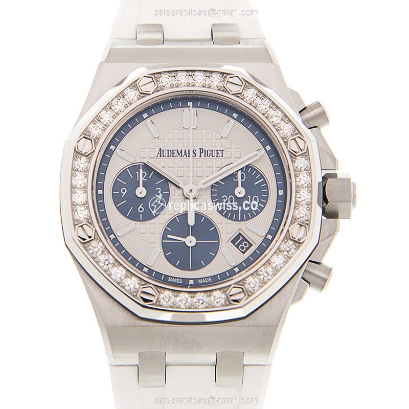 Audemars Piguet ROYAL OAK OFFSHORE Automatic, White Dial, Stainless Steel Case with Diamond Accents
