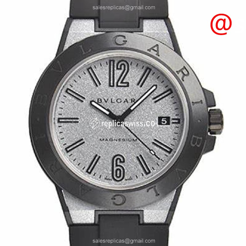 Bulgari Diagono 102427 Replica, Automatic, Ceramic Case, Black Rubber Strap Watch