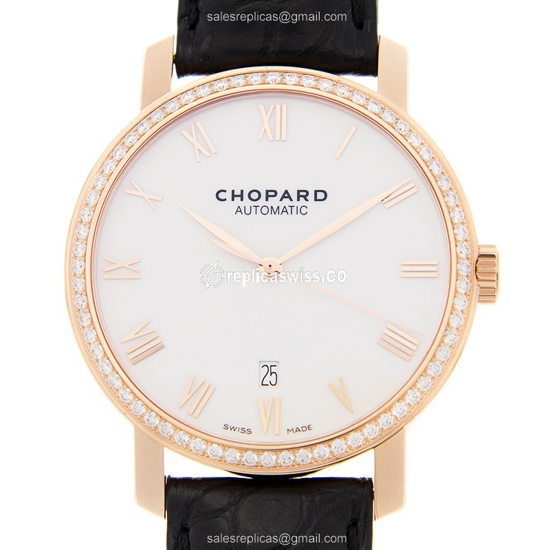 Elegant Chopard CLASSIQUE Replica Watch in 18kt Rose Gold, Automatic Movement & White Dial