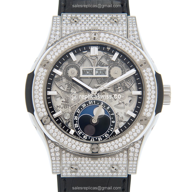 Elegant Hublot Classic Fusion 547.NX.0170.LR.1704 Replica with Automatic Movement & Dazzling