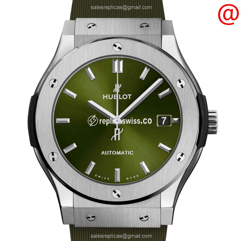 Elegant Hublot Classic Fusion Replica in Green Dial, Automatic Movement, Titanium Case Watch