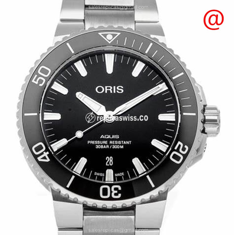 Elegant Oris Aquis 733 7730 Black Dial Replica with Automatic Movement Stainless Steel Case