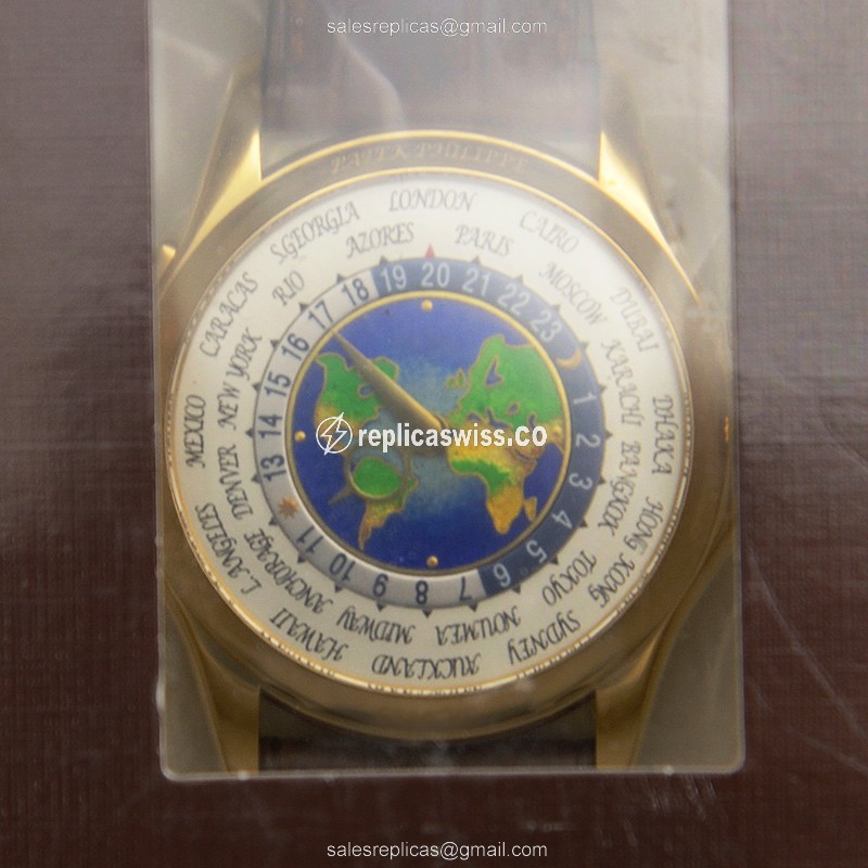 Elegant Patek Philippe 5131J-001 Replica in 18kt Gold with White Dial & Automatic Movement Watch