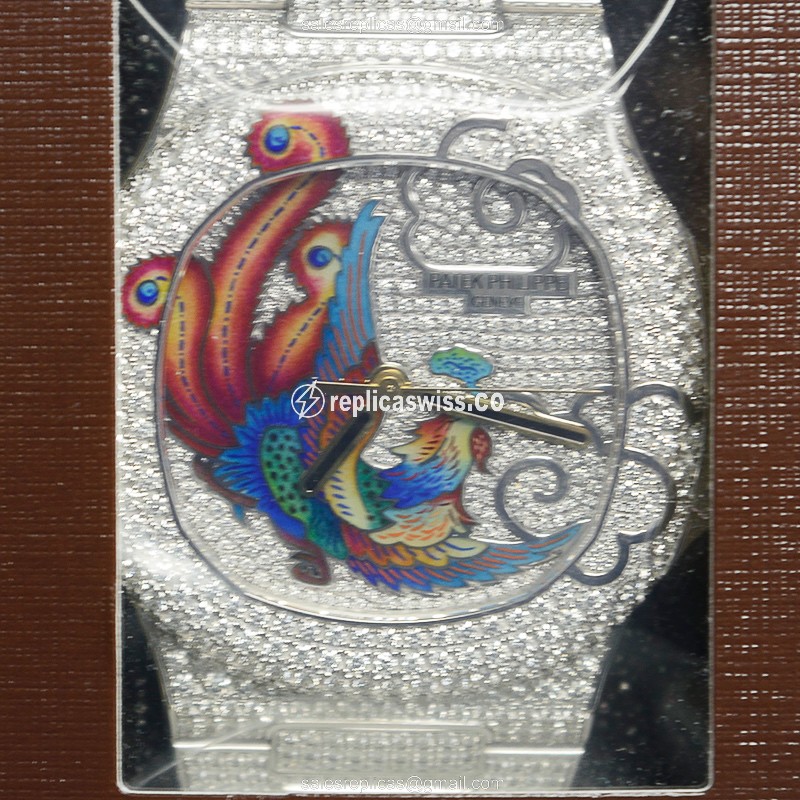 Elegant Patek Philippe 5720-2G-001 Nautilus Replica, Automatic Movement, 18kt Gold Case & Silver