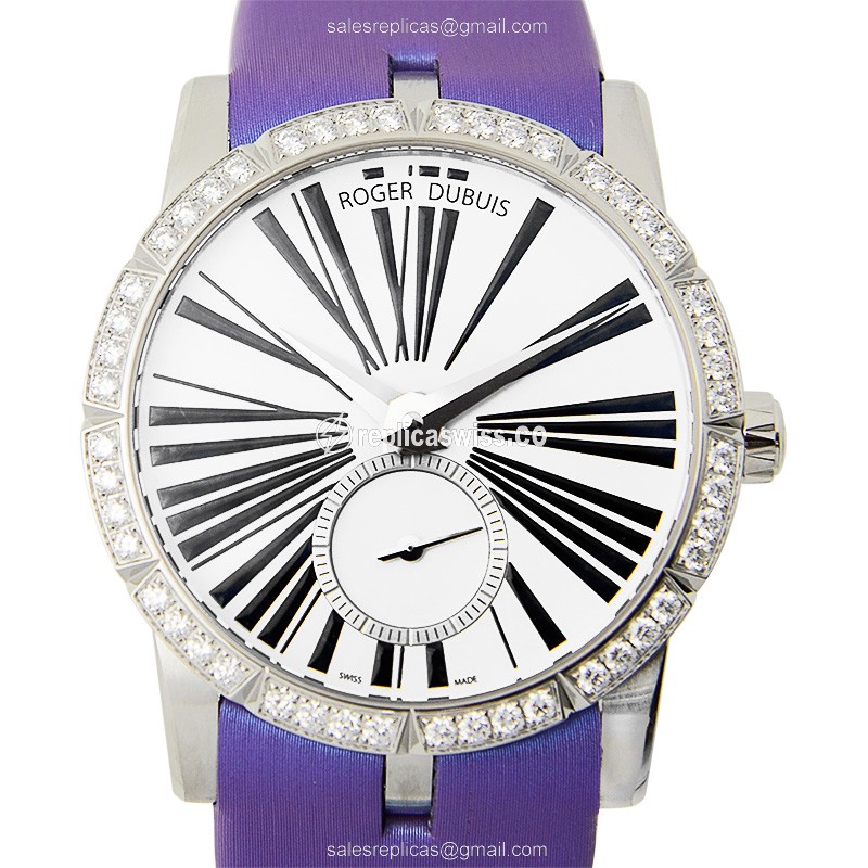 Elegant Roger Dubuis DBEX0287 EXCALIBUR Replica in 18kt Gold, Automatic Movement & Silver Dial Watch