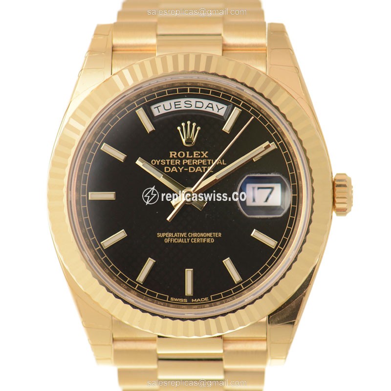Elegant Rolex DAY-DATE 228238-0007 Replica in Black Dial Gold Strap Watch