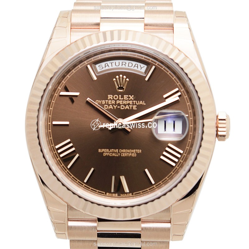 Elegant Rolex DAY-DATE Replica in 18kt Gold with Automatic Movement Brown Dial Watch