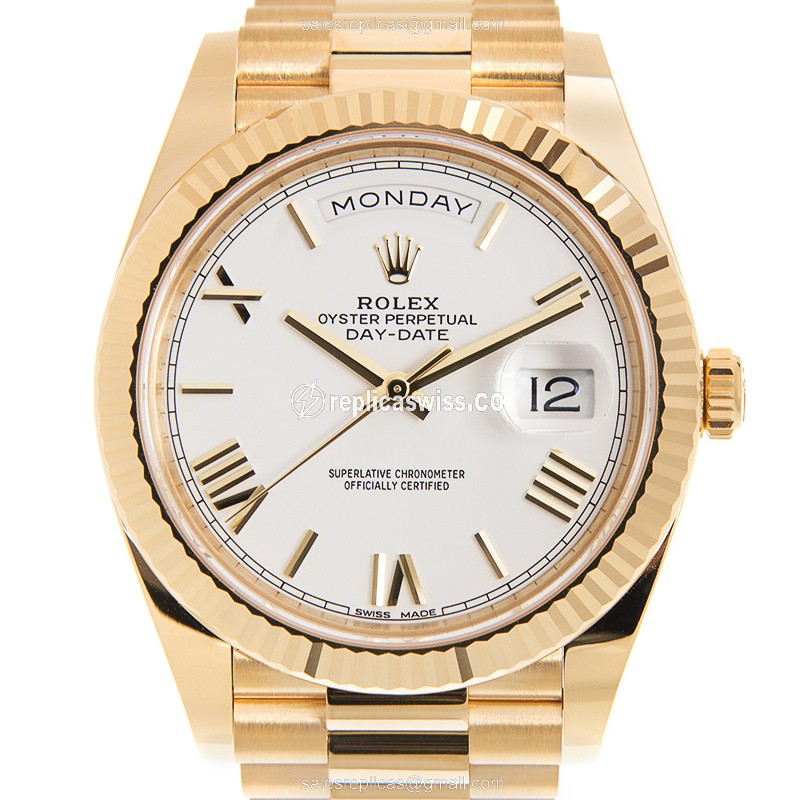 Elegant Rolex Day-Date Replica in 18kt Yellow Gold with Automatic Movement White Dial Watch