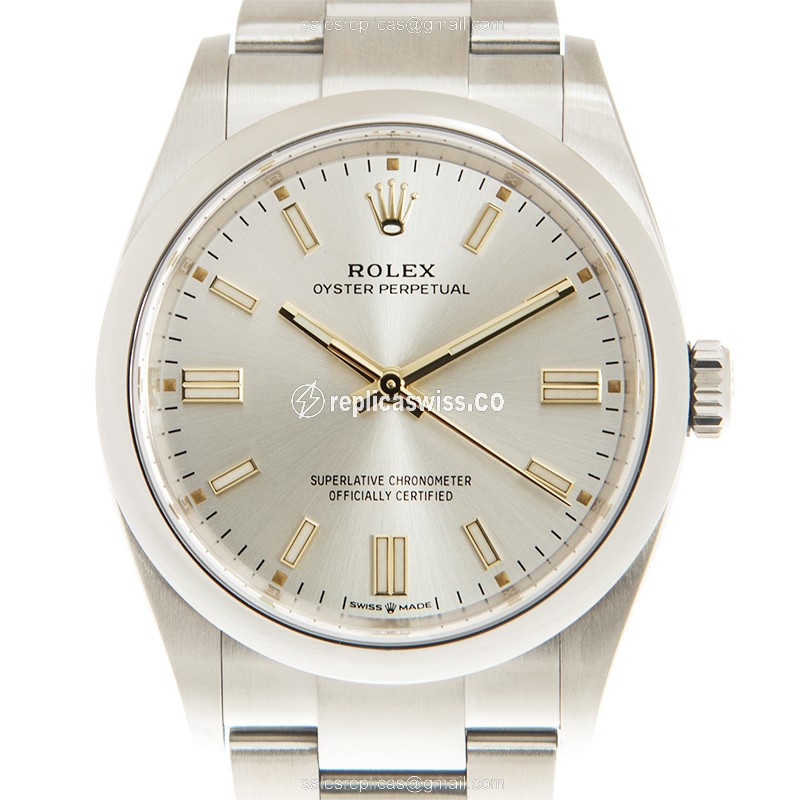 Elegant Rolex OYSTER PERPETUAL Replica in Stainless Steel with Automatic Movement Silver Dial