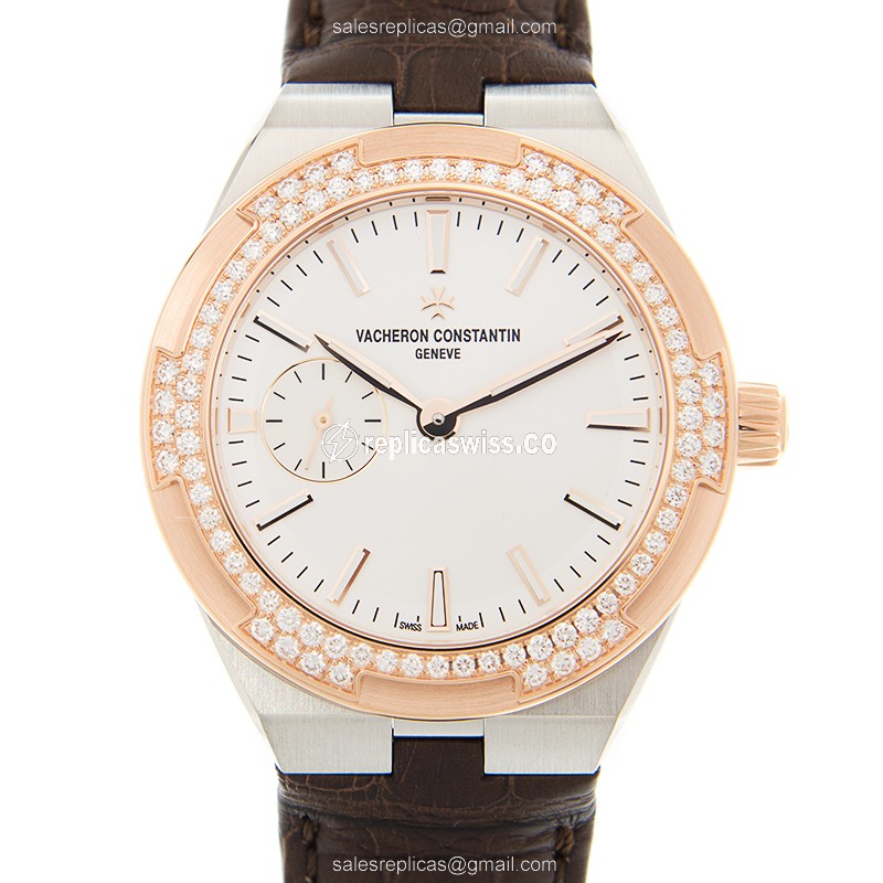 Elegant Vacheron Constantin 2305V/000M-B400 Overseas Replica in White Dial 18kt Rose Gold Case