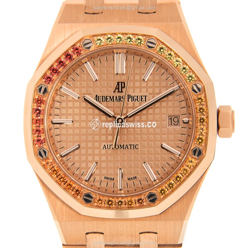 Exquisite Audemars Piguet Royal Oak Replica in 18kt Gold, Automatic Movement, Polished Sapphire