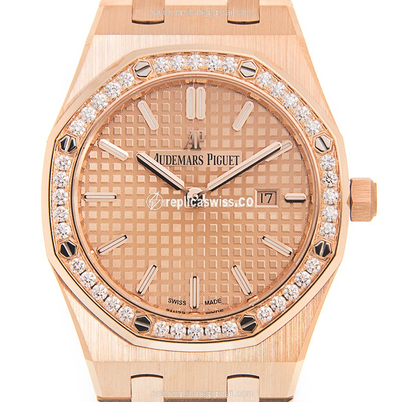 Exquisite Audemars Piguet ROYAL OAK Replica in 18kt Gold & Diamond Case, Sapphire Crystal & Gold