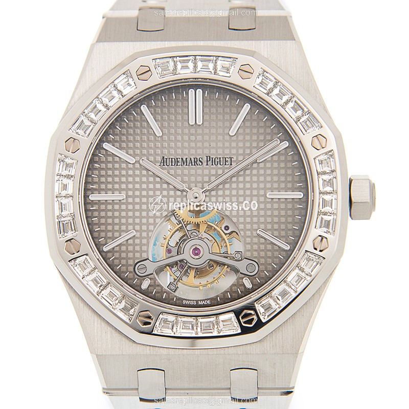 Exquisite Audemars Piguet ROYAL OAK Replica in 950 Platinum with Automatic Movement Gray Dial