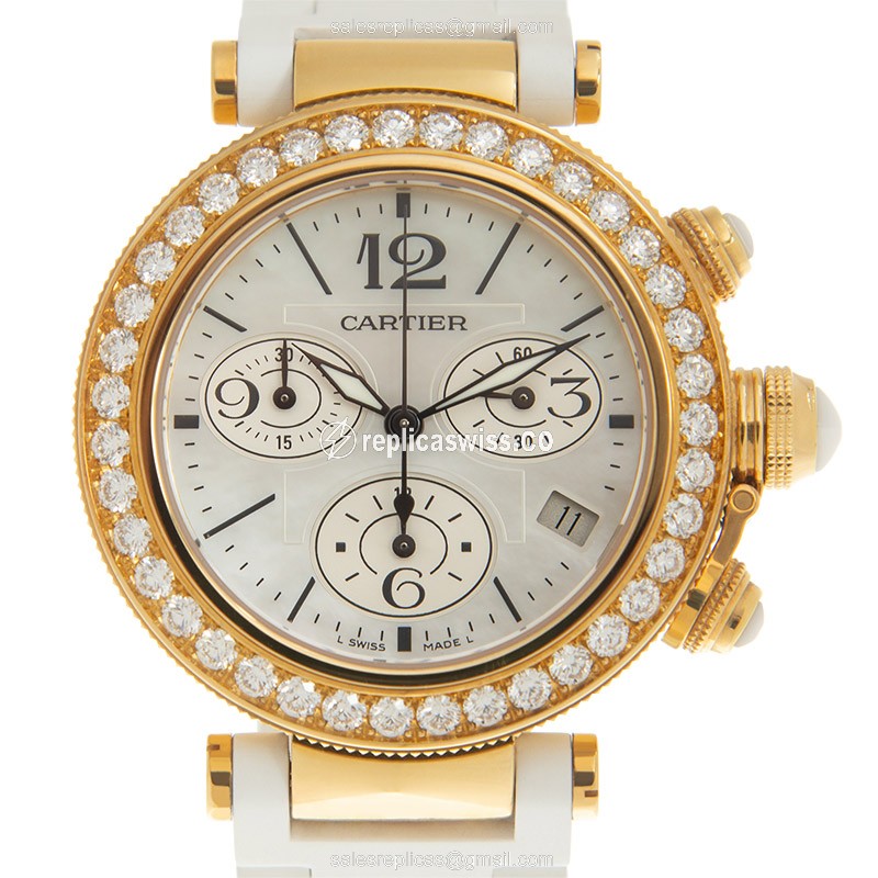 Exquisite Cartier Pasha De Cartier Quartz Replica in 18kt Gold with White Dial Alligator Strap