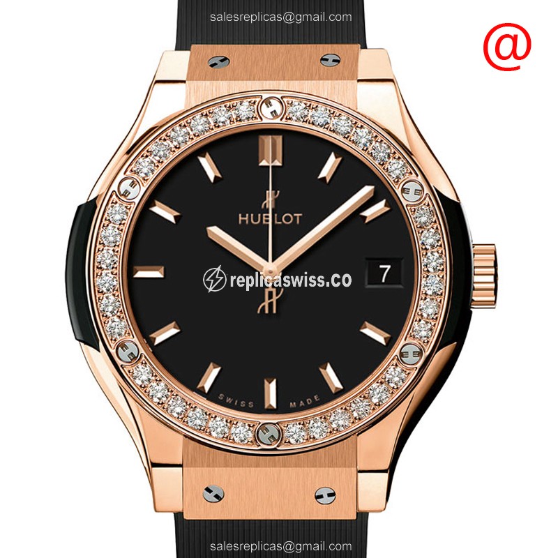 Exquisite Hublot Classic Fusion Replica in 18kt Rose Gold, Black Dial, Sapphire Crystal Watch