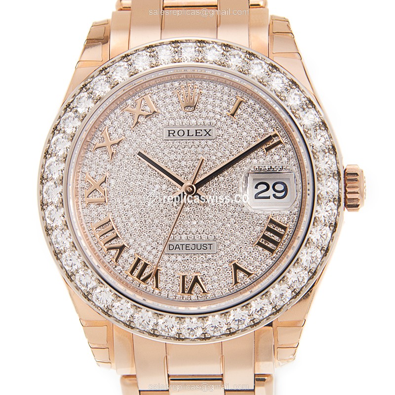Exquisite Rolex DATEJUST Replica in 18kt Gold with Automatic Movement Silver Dial Watch