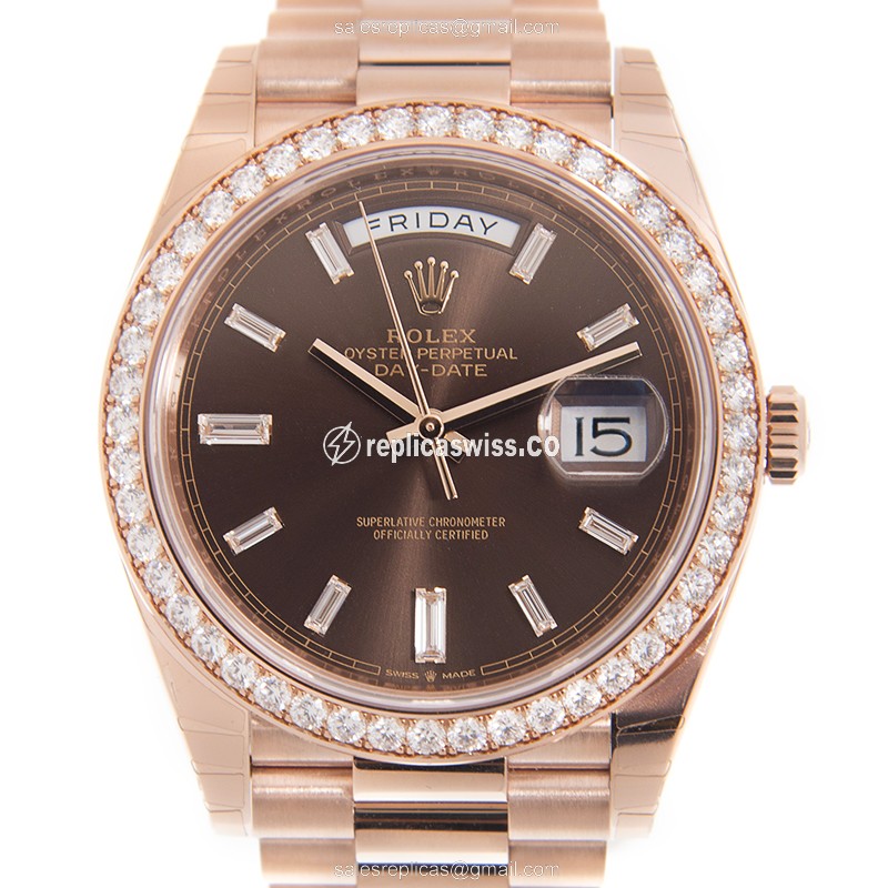 Exquisite Rolex DAY-DATE Replica in 18kt Rose Gold & Diamond Accents, Automatic Movement, Elegant