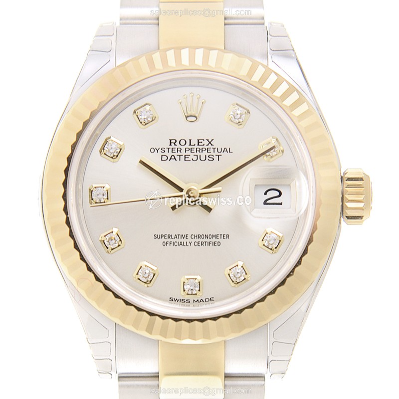 Exquisite Rolex Lady Datejust Replica in Silver Dial, Automatic Movement & 18kt Steel Case Watch