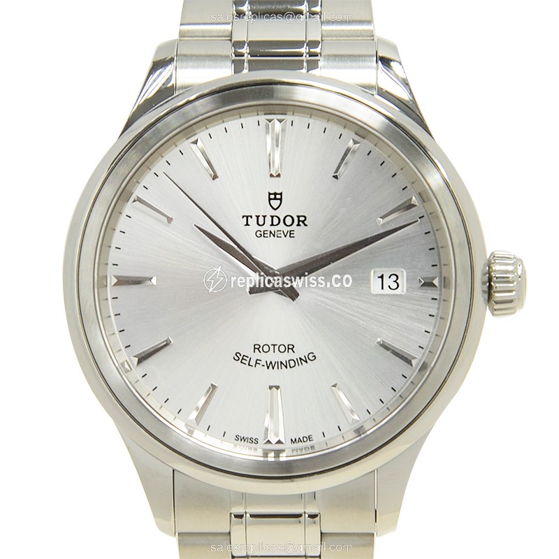 Exquisite Tudor 12500-65050-SV Replica Watch with Automatic Movement & Silver Steel Case