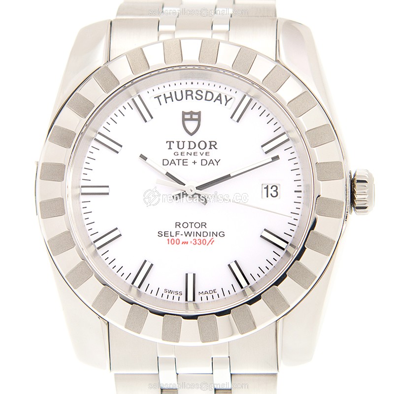 Exquisite Tudor 23010-62110-WT Classic Automatic Watch with Silver Steel Strap & White Dial