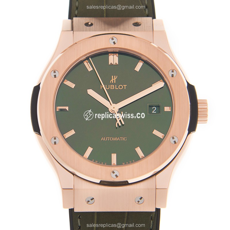 Hublot Classic Fusion Replica in 18kt Rose Gold with Automatic Movement Purple Dial Watch