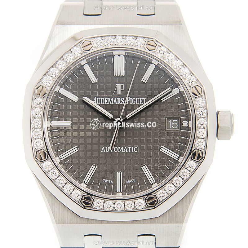 Luxurious Audemars Piguet 15451ST.ZZ.1256ST.02 Replica, Automatic Movement & Silver Steel Strap