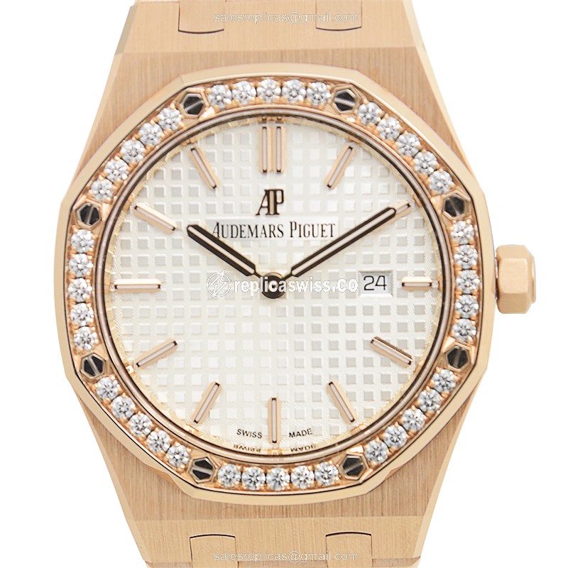 Luxurious Audemars Piguet ROYAL OAK Quartz Replica in 18kt White Gold, Crystal Bezel &