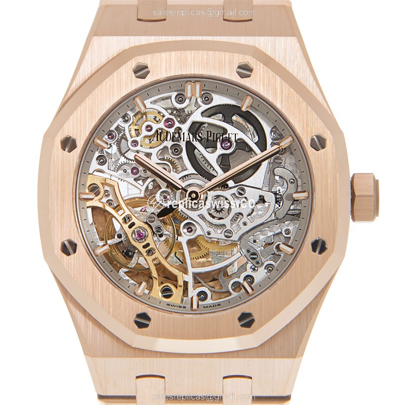 Luxurious Audemars Piguet ROYAL OAK Replica in 18kt Gold, Automatic Movement & Silver Dial Watch