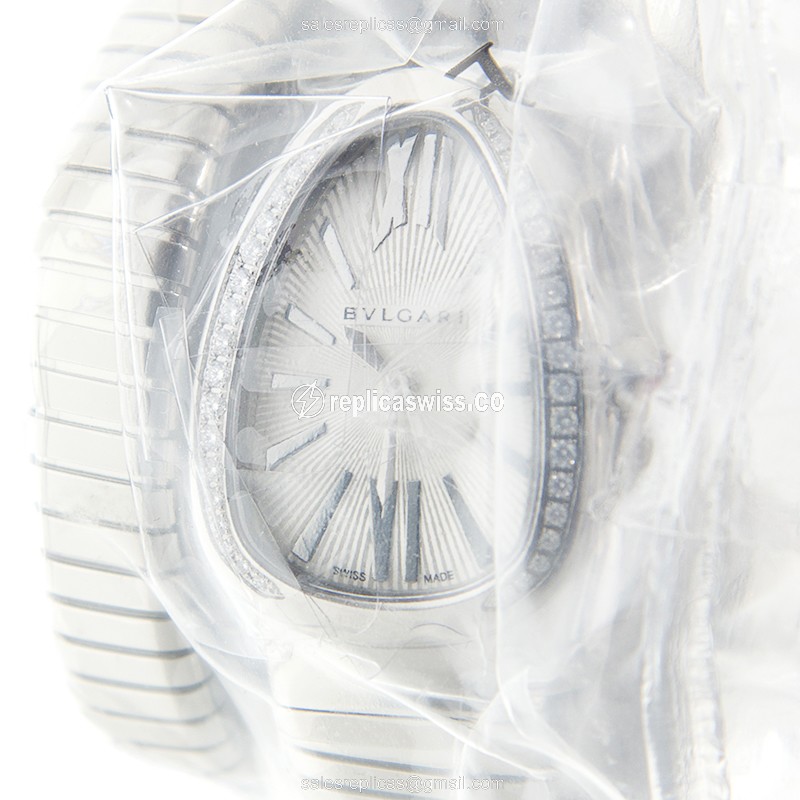 Luxurious Bulgari Serpenti Tubogas Quartz Replica, White Dial & Diamond Case Watch