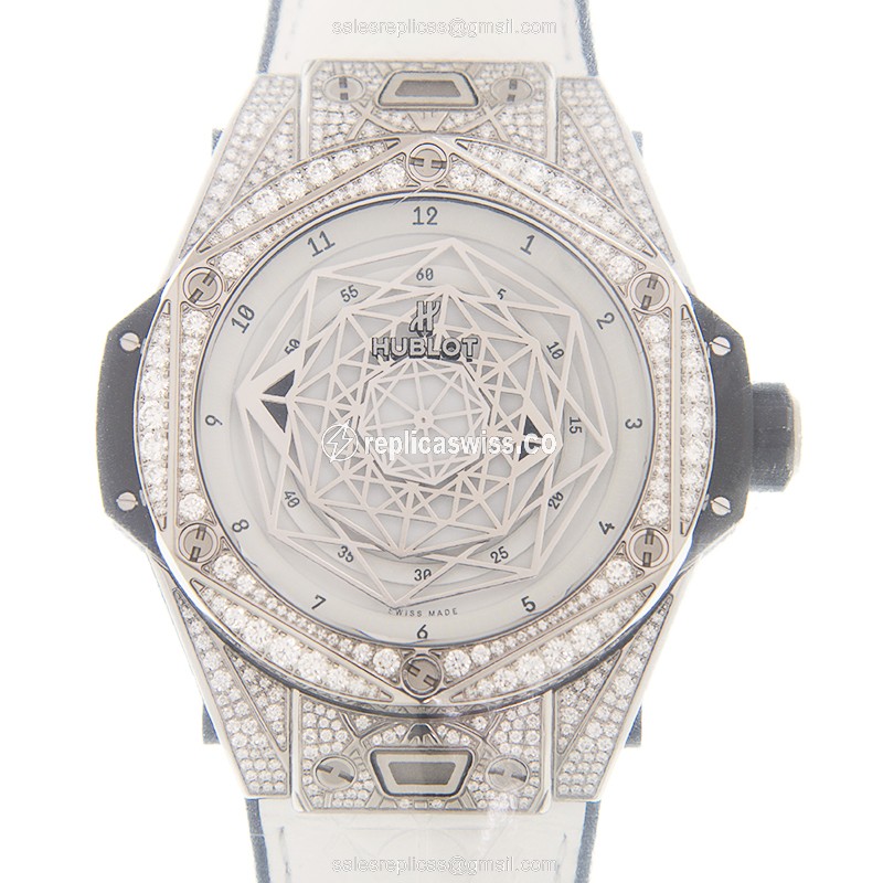 Luxurious Hublot Big Bang Replica in Titanium Case, Automatic Movement, White Dial Watch