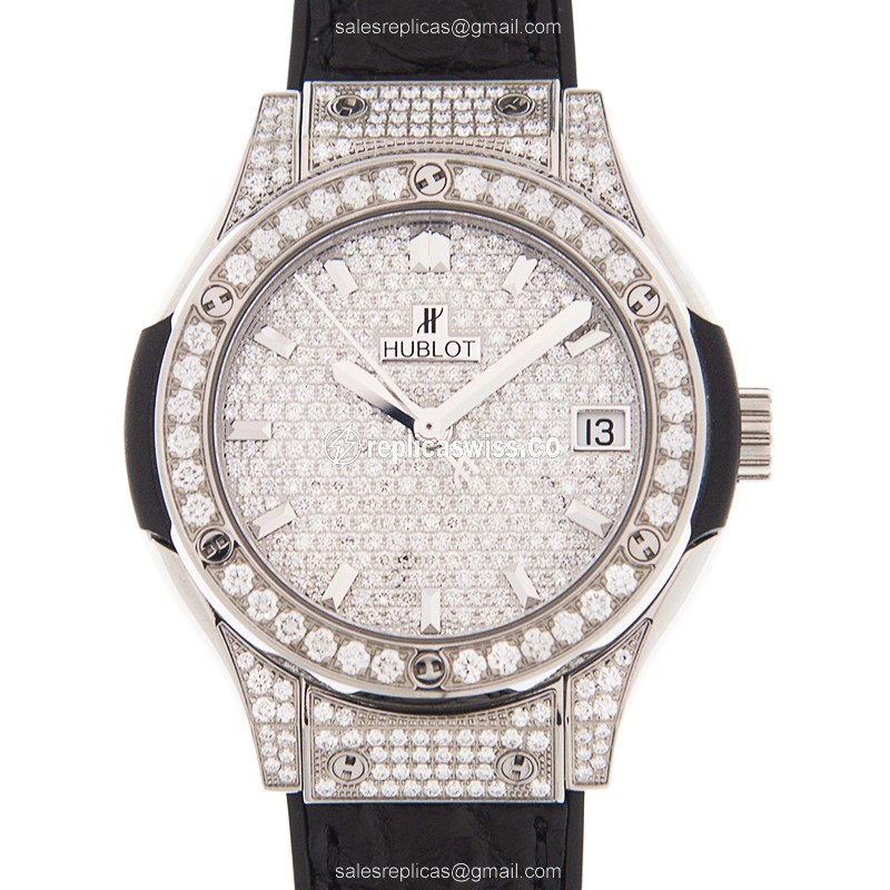 Luxurious Hublot Classic Fusion Replica in 18kt Gold, Silver Dial, Automatic Movement Watch