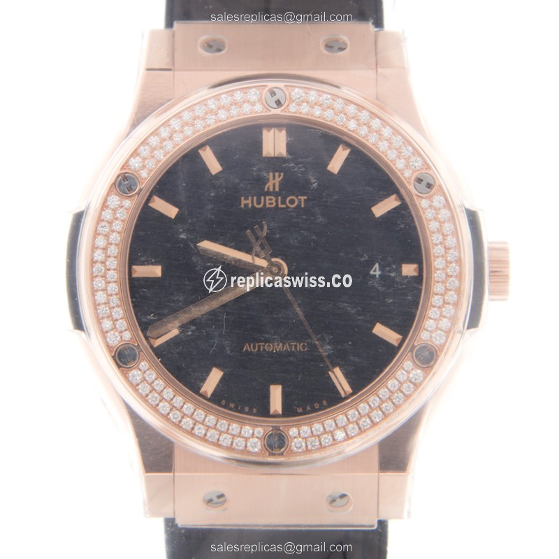Luxurious Hublot Classic Fusion Replica in 18kt Rose Gold, Automatic Movement, Black Alligator
