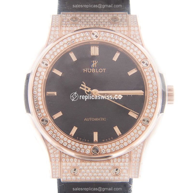 Luxurious Hublot Classic Fusion Replica in 18kt Rose Gold, Automatic Movement, Black Alligator