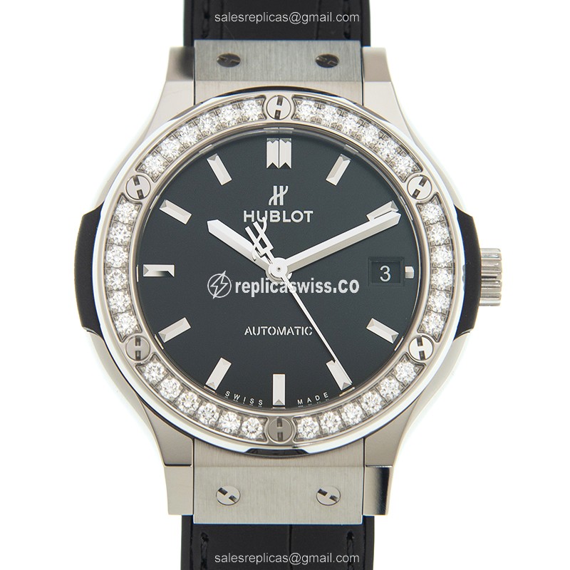 Luxurious Hublot Classic Fusion Replica in Black Dial, Automatic Movement, Exquisite Diamond