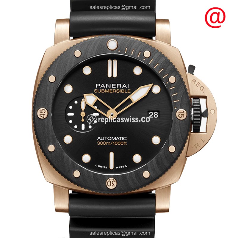 Luxurious Panerai PAM01070 Submersible Replica in 18kt Rose Gold Case & Black Rubber Strap Watch