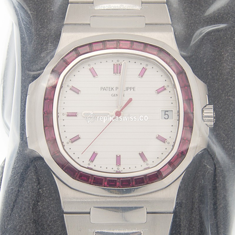 Luxurious Patek Philippe 5711/112P-010 Nautilus Replica with White Dial & Platinum Case Watch