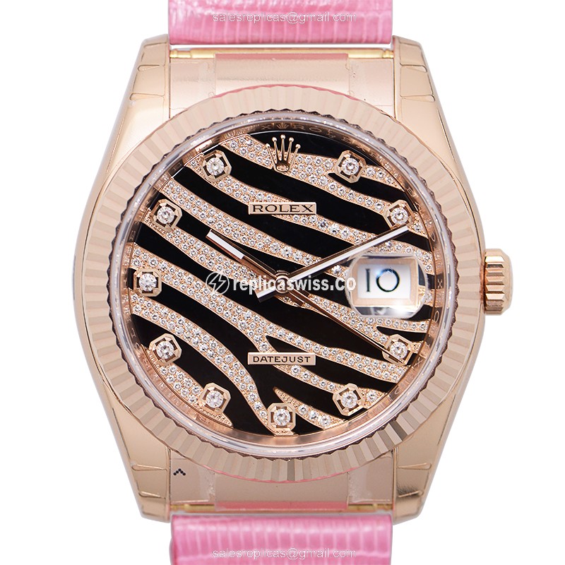 Luxurious Rolex 116135 DATEJUST Replica in 18kt Gold with Automatic Movement Black Dial Watch