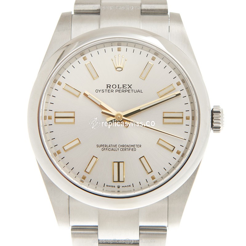 Luxurious Rolex 124300-0001 OYSTER PERPETUAL Replica in Stainless Steel with Automatic Movement and
