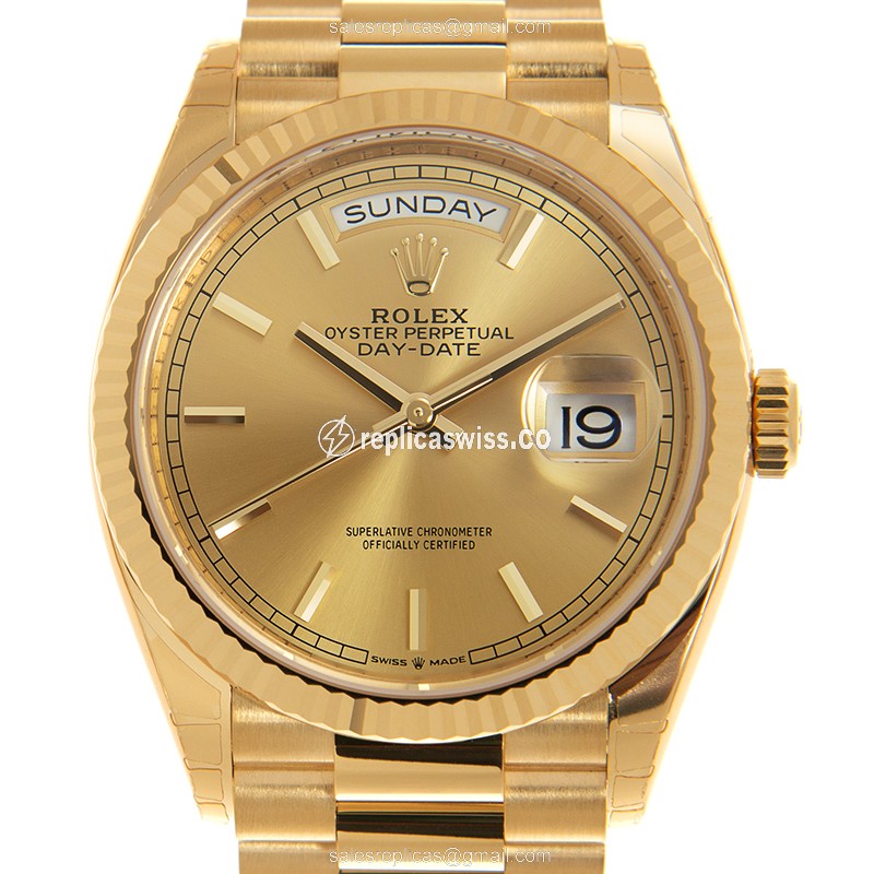 Luxurious Rolex Day-Date Replica in 18kt Gold, Automatic Movement, Elegant Gold Strap Watch