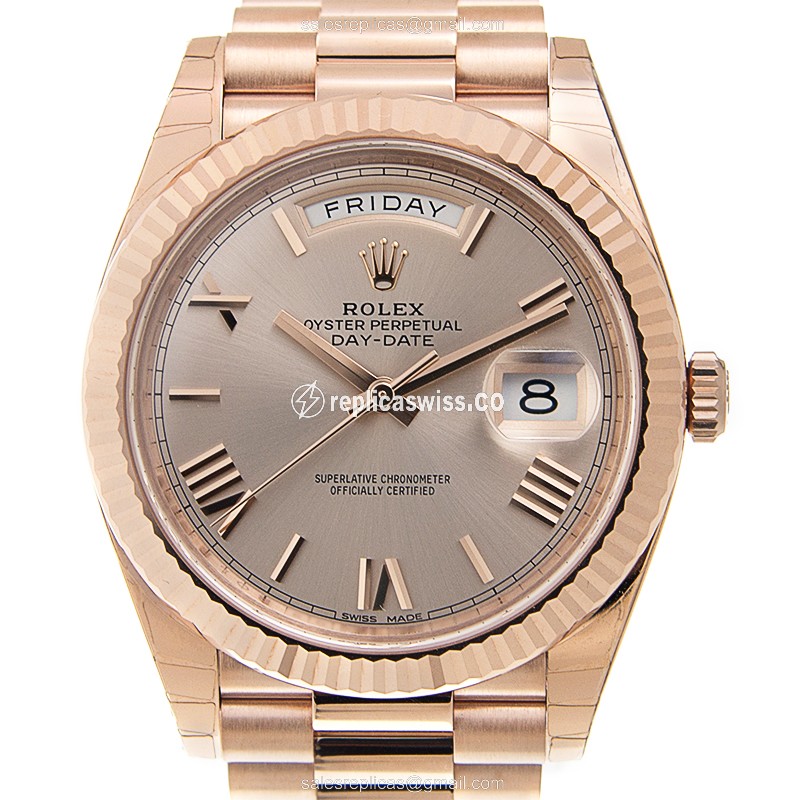 Luxurious Rolex Day-Date Replica in 18kt Pink Gold with Automatic Movement Sapphire Crystal