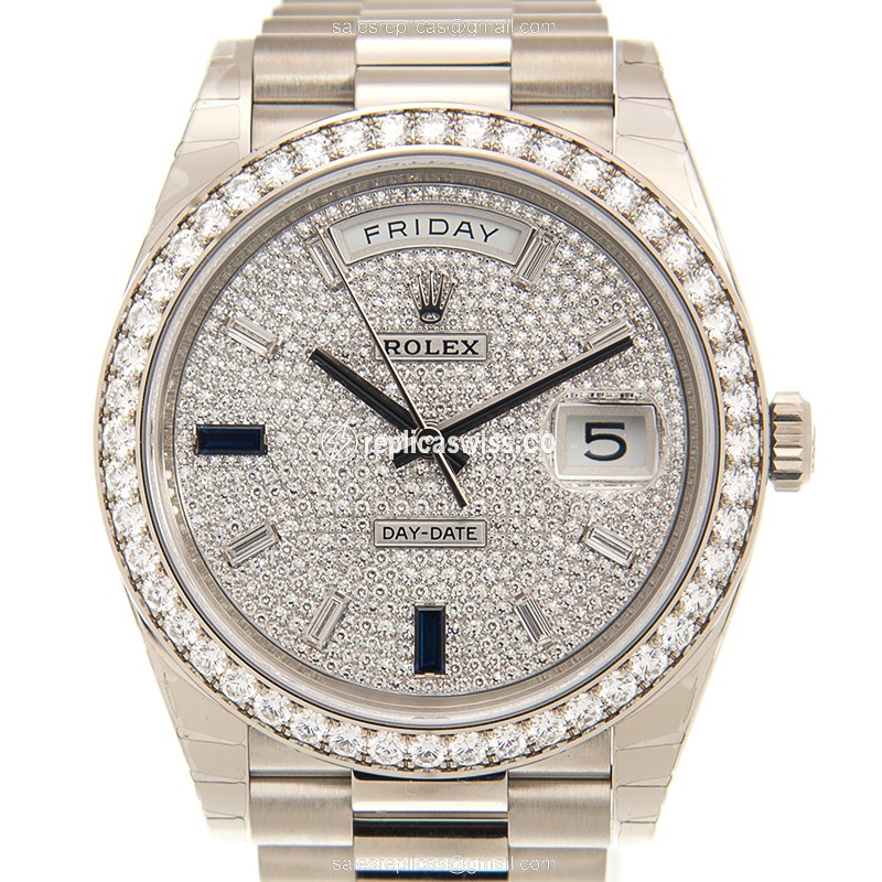Luxurious Rolex DAY-DATE Replica in 18kt White Gold, Automatic Movement, Silver Dial Watch