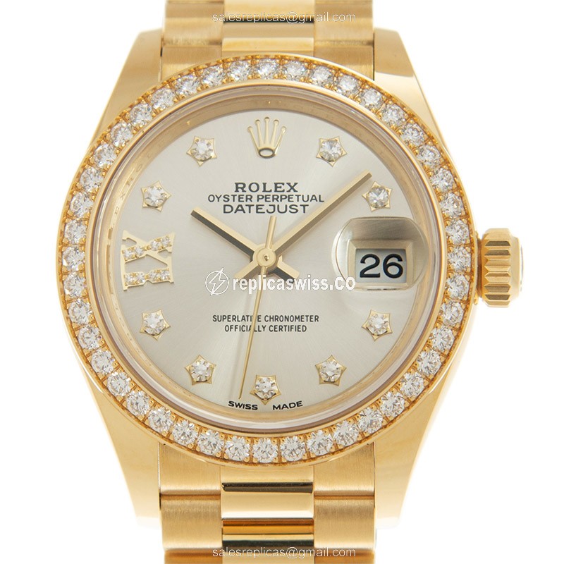 Luxurious Rolex Lady Datejust Replica in 18kt Gold with Automatic Movement & Silver Dial Watch