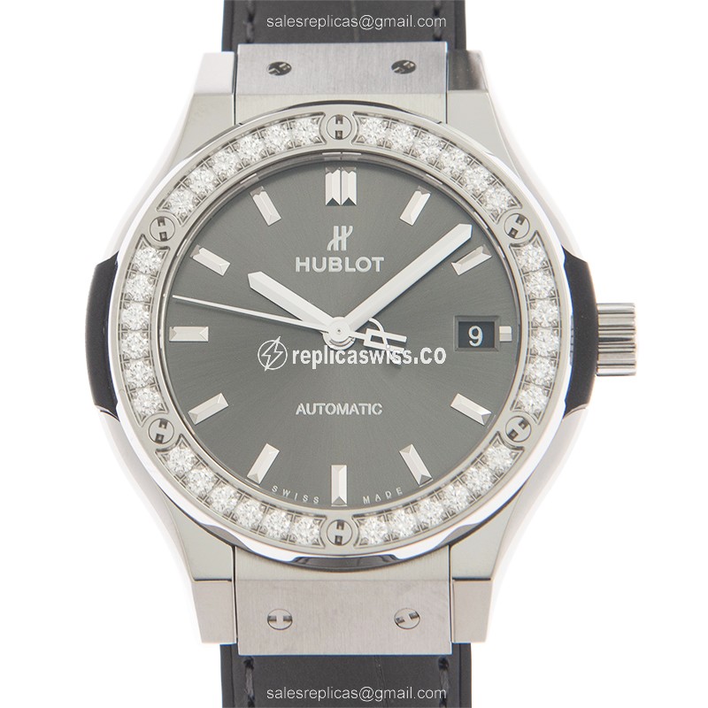 Luxury Hublot Classic Fusion Replica in Titanium Case with Automatic Movement Dark Grey Dial