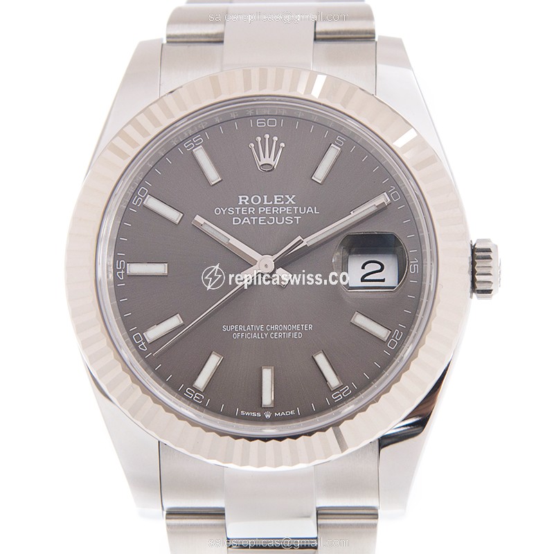 Luxury Rolex Datejust Replica in 18kt Steel, Automatic Movement, & Elegant Gray Dial Watch