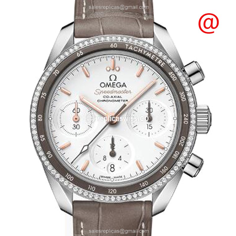 Omega Speedmaster 324.38.38.50.02.001 Replica | Automatic Movement, Silver Dial & Alligator Brown