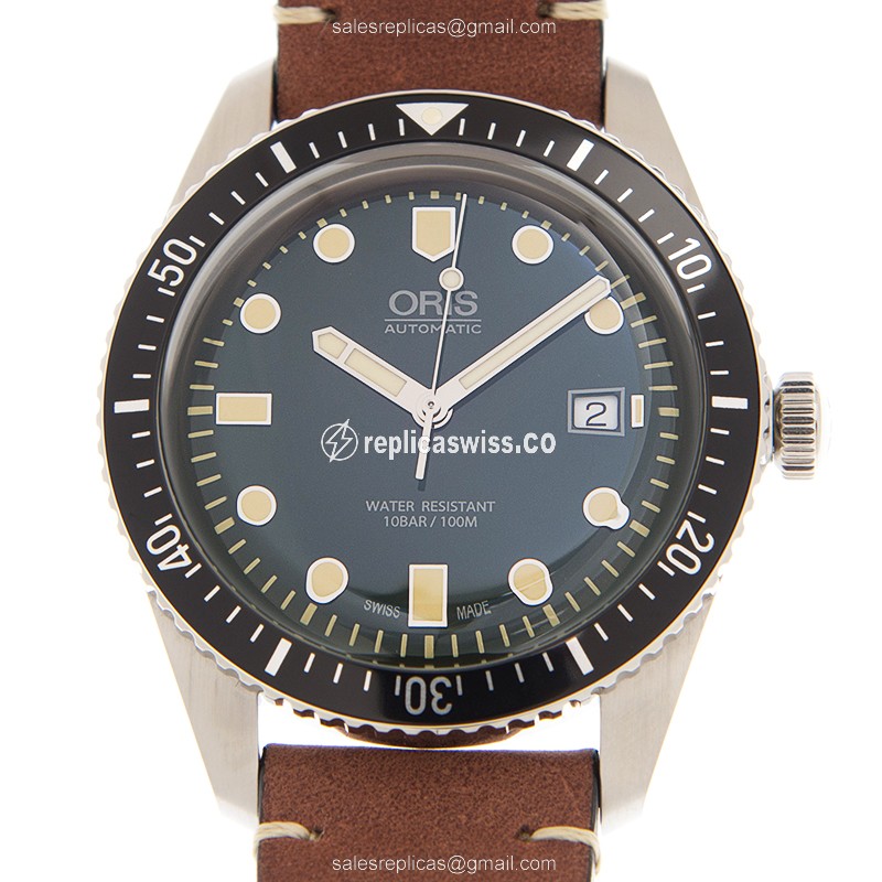 Oris 01 Divers Automatic Watch in Green Dial Leather Strap, Precision Sapphire Crystal