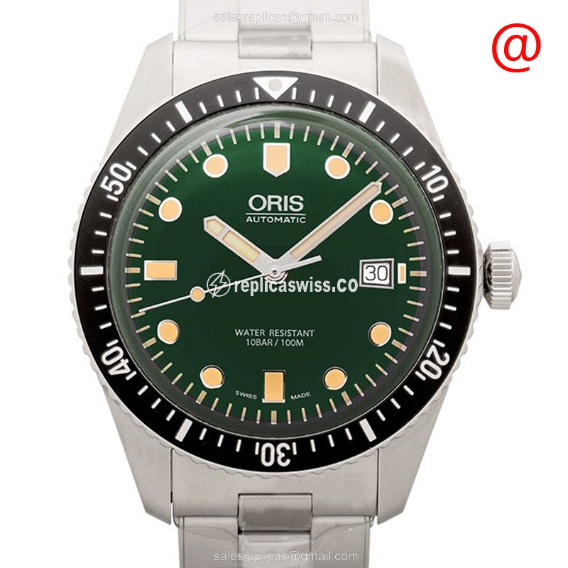 Oris Divers 733 Model in Dark Green Dial, Automatic Movement, Polished Steel Case Watch