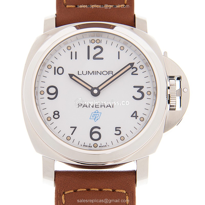Panerai LUMINOR PAM00775 — Manual Wind Steel Case, White Dial & Leather Strap Watch