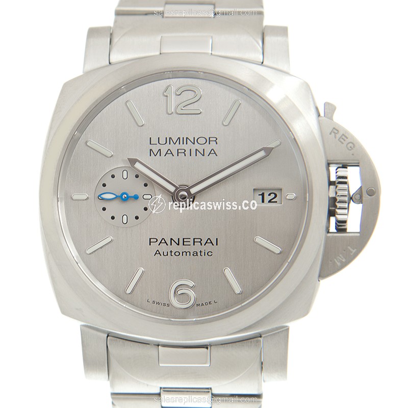Panerai Luminor PAM00977 Replica: Silver Dial, Automatic Movement, Stainless Steel Case Watch