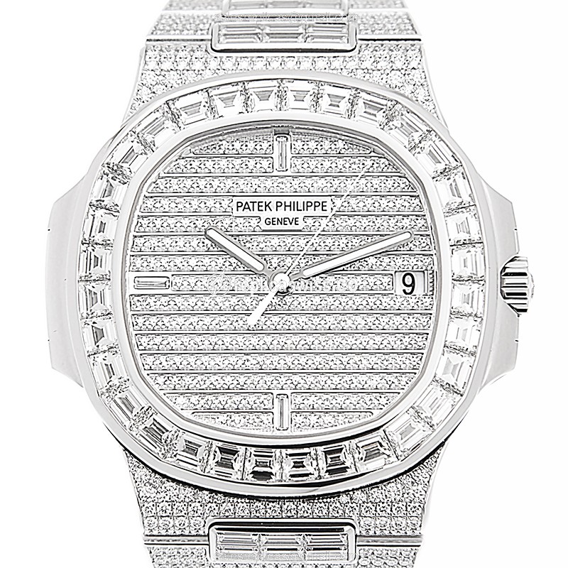 Patek Philippe 5719/10G-010 Nautilus Replica in 18kt White Gold, Automatic Movement, Silver Dial
